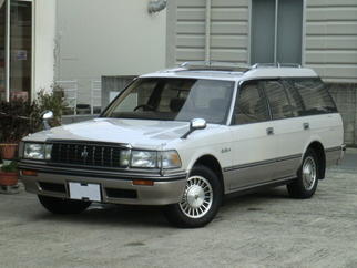 Crown T-Μόντελ (GS130) 1987-1999