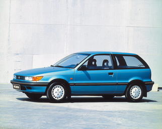  Colt III (C50) 1988-1998