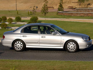  Sonata IV (EF, Φέισλιφτ 2001) 2001-2004