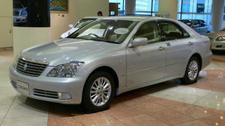  Crown Royal XII (S180, Φέισλιφτ 2005) 2005-2008