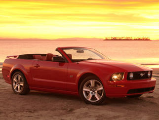  Mustang Κονβέρτιμπλ V 2005-2014