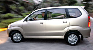 Avanza I (Φέισλιφτ 2006) 2006-2011