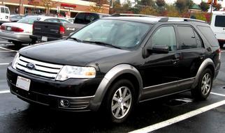  Taurus X 2007-2009