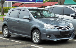  Etios 2010