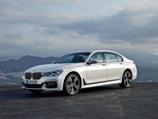  7 Series (G12) 2015-2019