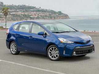  Prius+ (Φέισλιφτ 2015) 201
