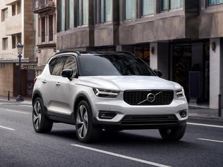  XC40  2018