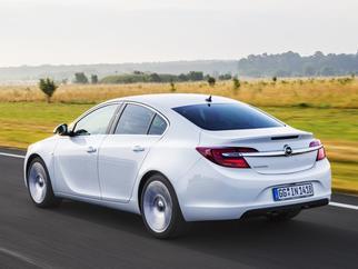 Insignia Μπερλίνα (A, Φέισλιφτ 2013) 2013-2017